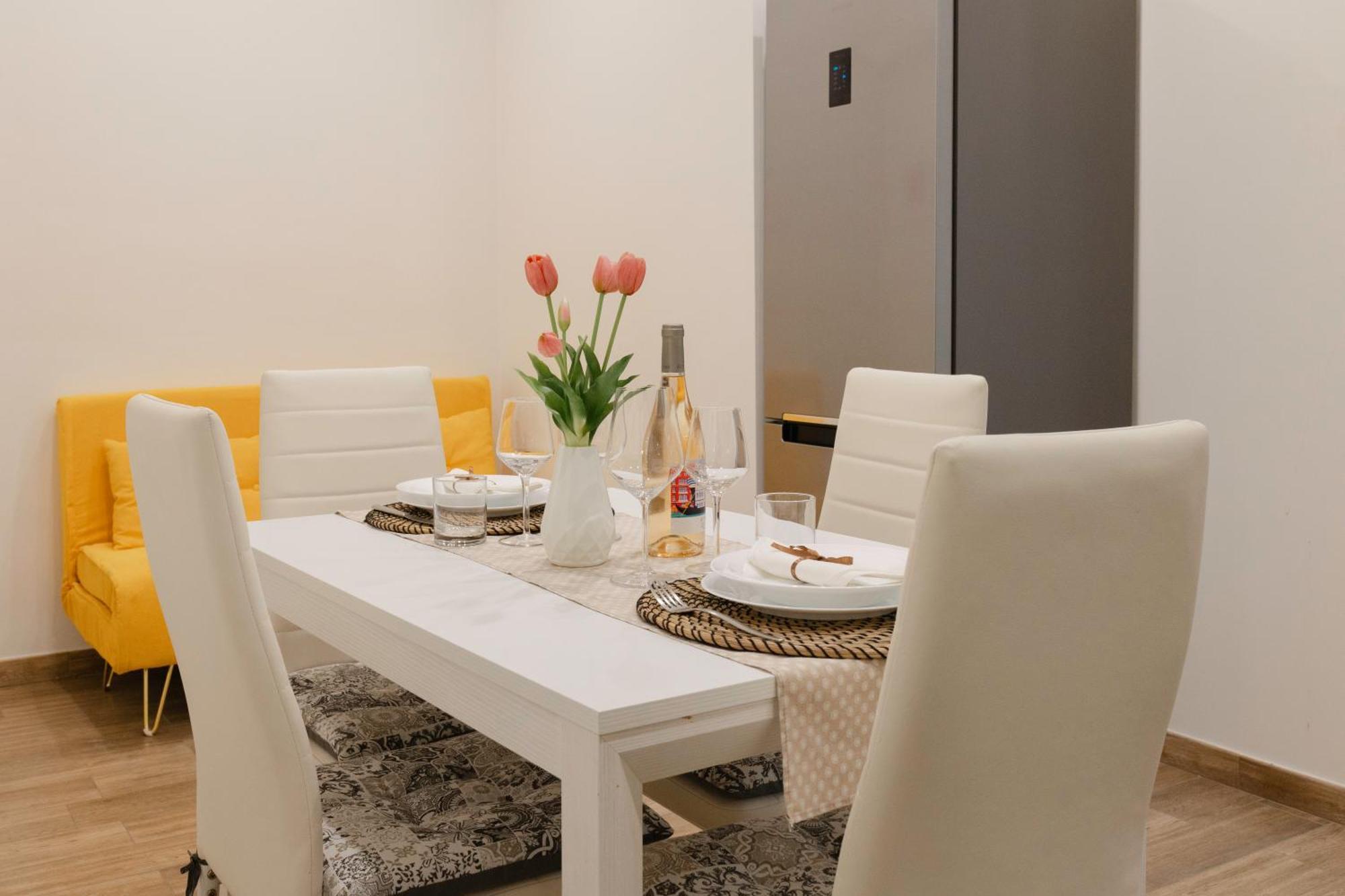 Eden Suite - Central Apartment With Balcony - Мольфетта Екстер'єр фото
